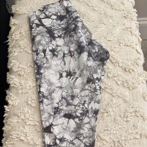 Lululemon Marble leggings